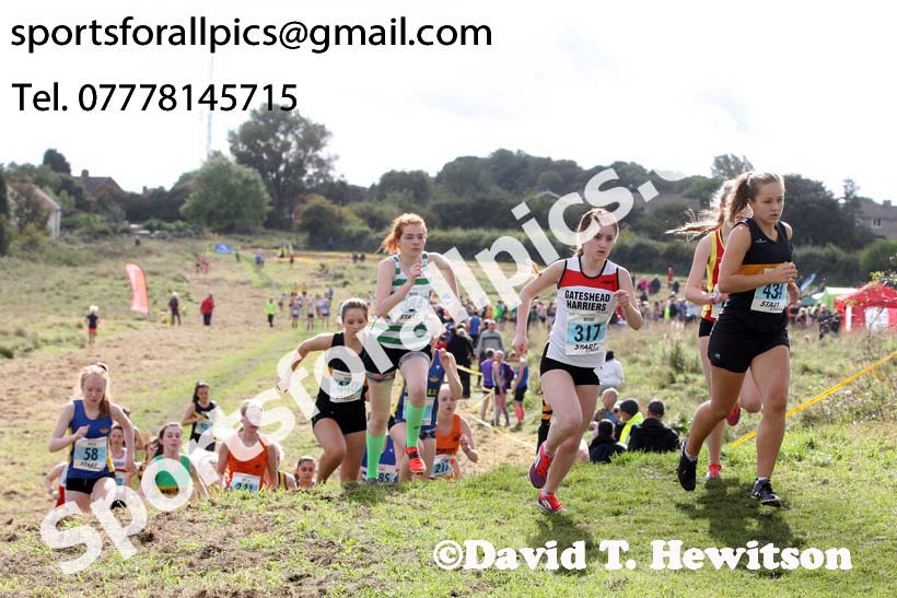 Womens under-17s  and 20s Start Fitness North Eastern Harriers League, Wrekenton, Gateshead. Photo:  David T. Hewitson/Sports for All Pics